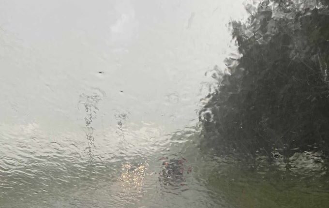 Μεγάλο-πρόβλημα-στα-ορεινά-των-Τρικάλων-λόγω-έντονης-βροχόπτωσης-–-Κόπηκε-η-οδική-σύνδεση-με-χωριά-του-Ασπροποτάμου