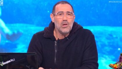 Αντώνης-Κανάκης-για-Κωστή-Χατζηδάκη:-«Είναι-αδιανόητο,-είστε-βαθιά-άρρωστοι»