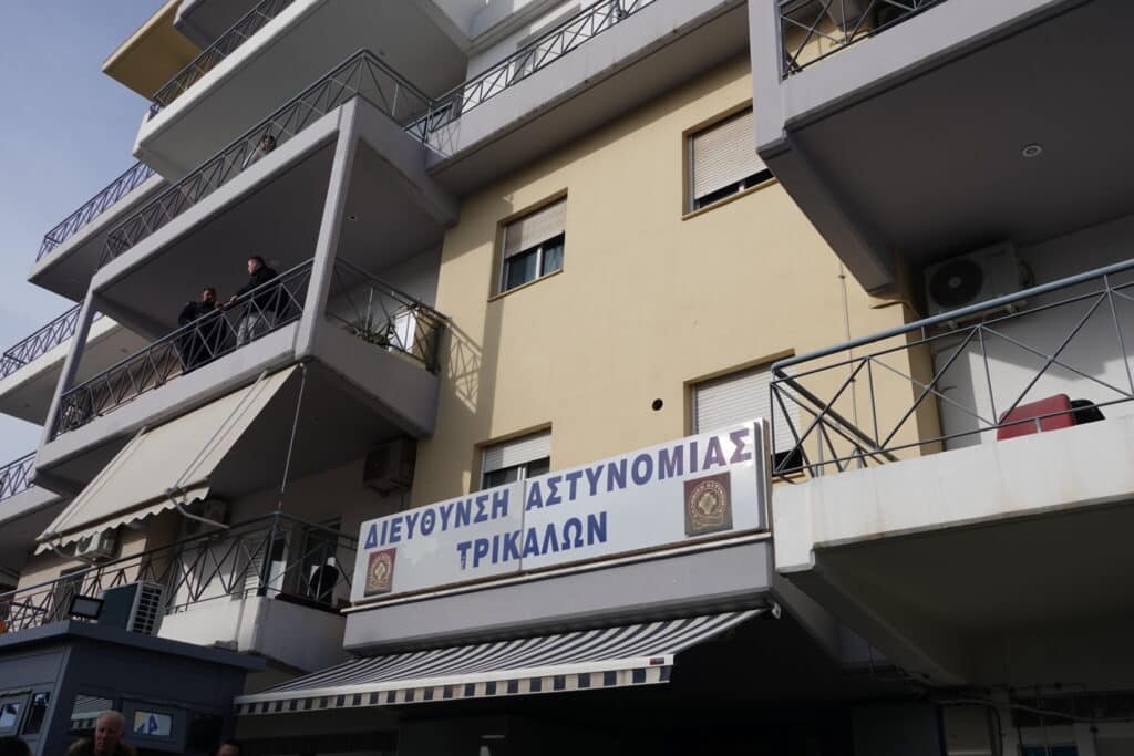 Βραχυκύκλωμα-σε-πίνακα-της-Αστυνομικής-Διεύθυνσης-Τρικάλων