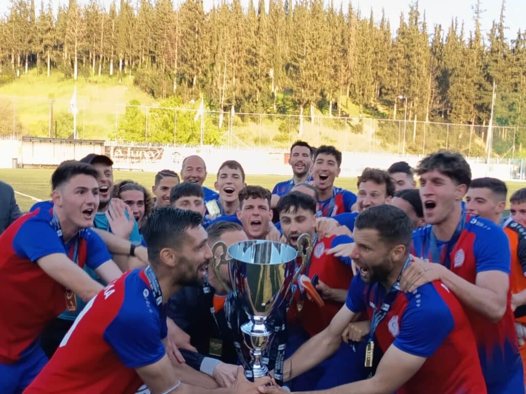 Το-σήκωσε!-Ο-ΑΟΤ-2-1-τον-Πανθρακικό-και-στέφθηκε-κυπελλούχος-Ερασιτεχνών