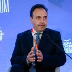 Παπαστεργίου:-Τέλος-στην-ανωνυμία-των-social-media