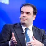 Πιερρακάκης:-«Δύναμη-πυρός»-για-νέα-μέτρα