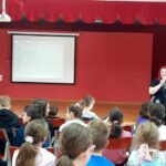 Βιβλιοθήκη-Καλαμπάκας-στο-5ο-Δημοτικό-για-την-Ημέρα-Βιβλίου