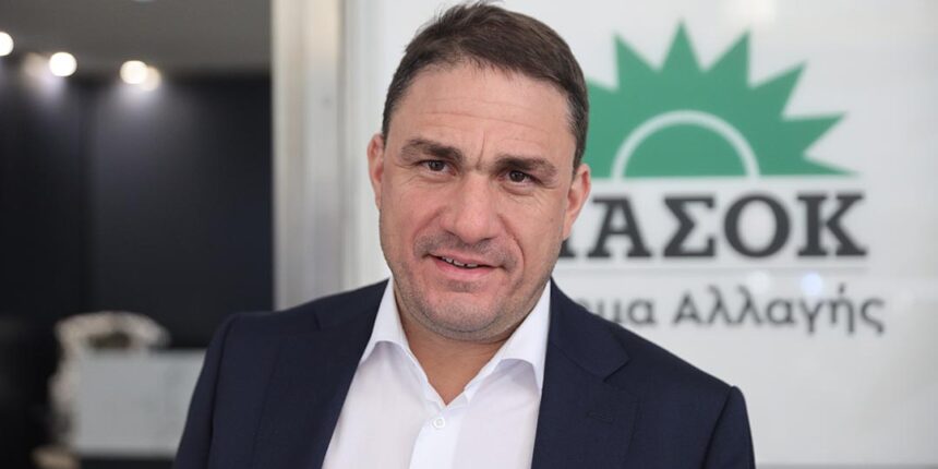 Τσουκαλάς-κατά-Γεωργιάδη-και-Βούλτεψη-για-Κοβέσι:-«Μόνο-που-δεν-μας-είπαν-ότι-είναι-ο-Δράκουλας-των-Καρπαθίων-και-πίνει-αίμα»