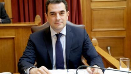 Σκρέκας:-«Η-κυβέρνηση-στηρίζει-τον-τουριστικό-κλάδο-του-Ν.-Τρικάλων»