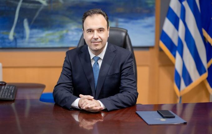 Συνέντευξη-του-Υπουργού-Ψηφιακής-Διακυβέρνησης-και-Τεχνητής-Νοημοσύνης,-Δημήτρη-Παπαστεργίου στην-εφημερίδα-political