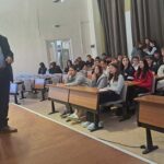 5ο-Γυμνάσιο-Τρικάλων:-«Μηδείς-αγεωμέτρητος-εισίτω»-σε-ξεχωριστή-μαθηματική-δράση