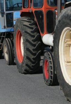 Συλλαλητήριο-με-τρακτέρ-από-τους-χαλαζόπληκτους-αγρότες