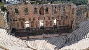 «Υποθήκη»-50-ετών-στα-αρχαία-μνημεία:-Η-Μενδώνη-περνά-τη-διαχείρισή-τους-σε-ιδιώτες-–-Στους-δρόμους-αρχαιολόγοι-και-εργαζόμενοι