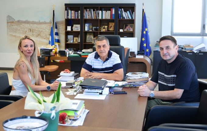 Συνάντηση-του-Περιφερειάρχη-Θεσσαλίας-Δημήτρη-Κουρέτα-με-την-Αντιγόνη-Ντρισμπιώτη