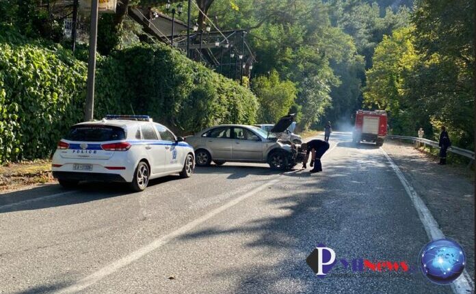 Τροχαίο-ατύχημα-σημειώθηκε-στην-Πύλη,-με-αποτέλεσμα-τον-τραυματισμό-δύο-νεαρών-ατόμων