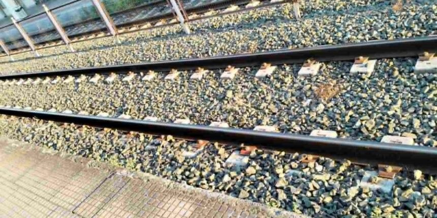 Θεσσαλία:-Ντόμινο-παρατάσεων-στα-έργα-αποκατάστασης-του-σιδηροδρόμου-–-Οι-αιτίες-της-τρίμηνης-καθυστέρησης