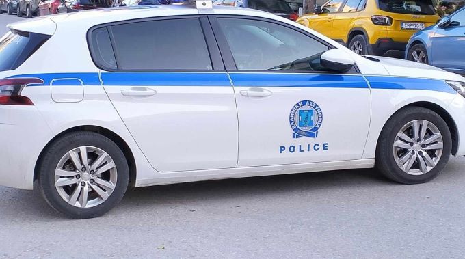 Σύλληψη-18χρονου-τρικαλινού -για-παραβάσεις-των-νομοθεσιών-περί-ναρκωτικών-και-περί-βεγγαλικών,