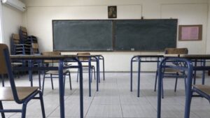 Η-Θεσσαλία-πρώτη-στα-«λουκέτα»-σχολείων