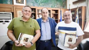 Τρίκαλα:-Νέο-βιβλίο-για-τους-συνεταιρισμούς-φαρμακοποιών-από-τον-Αλέξανδρο-Καπανιάρη
