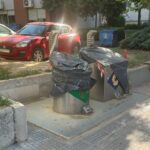 Τρίκαλα:-Τι-γίνεται-με-τους-βυθιζόμενους-κάδους;