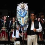 Καλαμπάκα:-Πλήθος-πιστών-στη-λιτανεία-του-Αγίου-Βησσαρίωνος