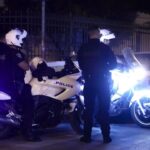 Τρίκαλα:-Τράπηκε-σε-φυγή-και-πέταξε-συσκευασία-με-κοκαΐνη