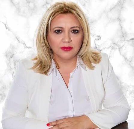 Εχουμε-μια-σκασίλα-για-το-τι-θα-κάνει-η-Χρύσα-Ντιντή…